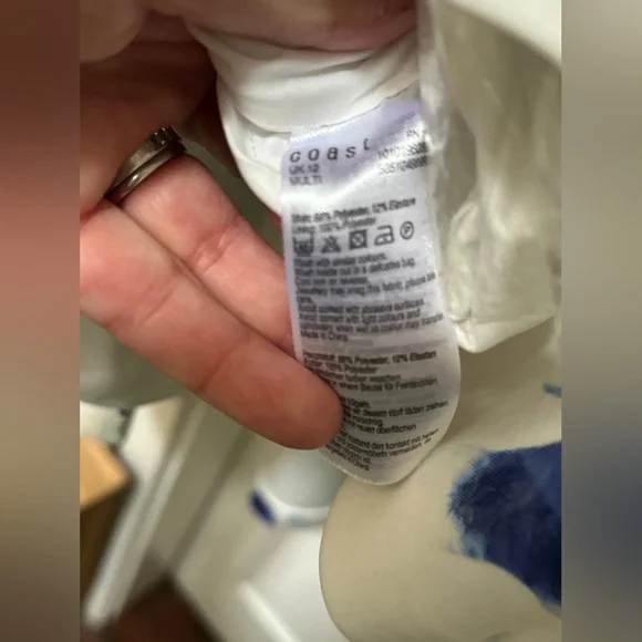 Floral Sleeveless Dress in Blue and White - Picture 6 of 10